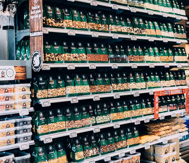 Comment placer vos produits en supermarché : stratégies pour booster les ventes
