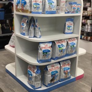 Royal Canin maximiza la visibilidad de sus categorías Puppy y Kitten con un nuevo expositor